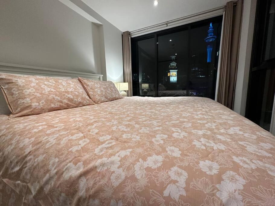 City Apartment With Sky Tower View Auckland Luaran gambar
